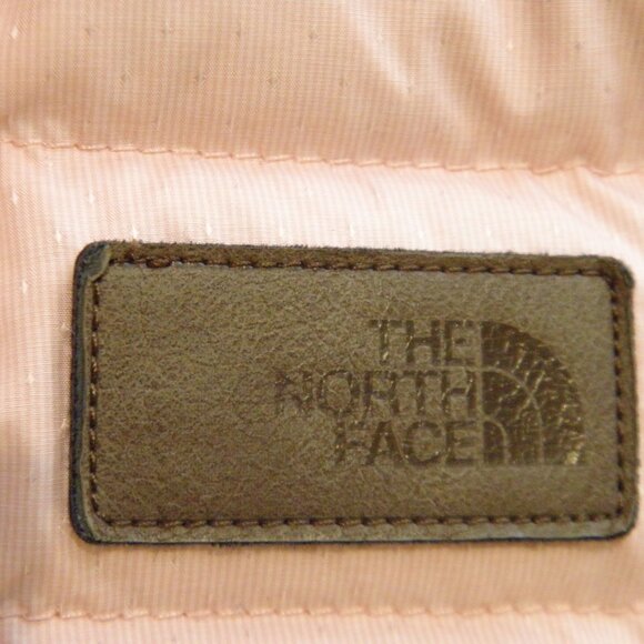 The North Face 550 pink ski jacket in great cond. wore only 3x - Picture 7 of 16